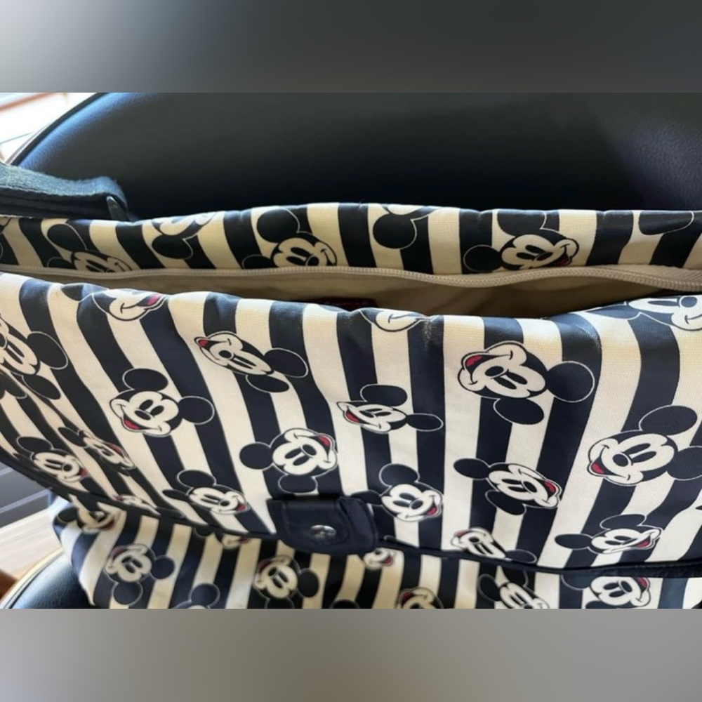 Babymel Disney diaper bag - Picture 2 of 5